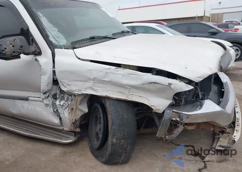 2004 GMC Sierra 1500 Sle z USA, uszkodzony, nr VIN 2GTEC13T541361601